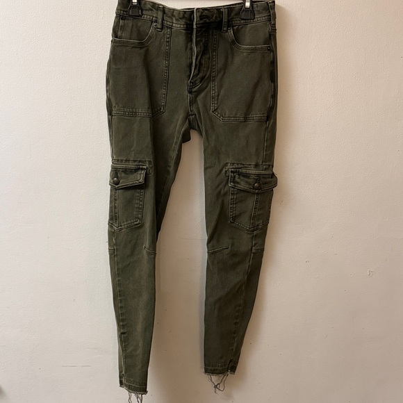 Free People Pants - Free People Dark Green Skinny Cargo Pants